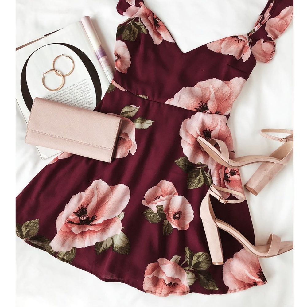 Purple Floral Print Backless Skater Dress!